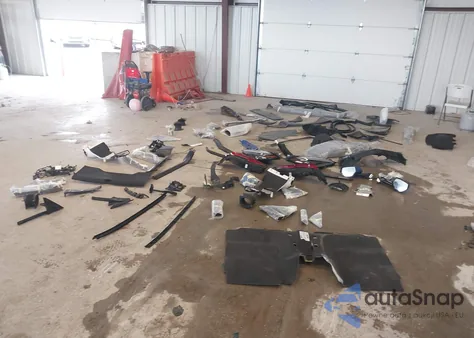 2021 Chevrolet Corvette Stingray Rwd 2Lt z USA, uszkodzony, nr VIN 1G1YB2D41M5115133